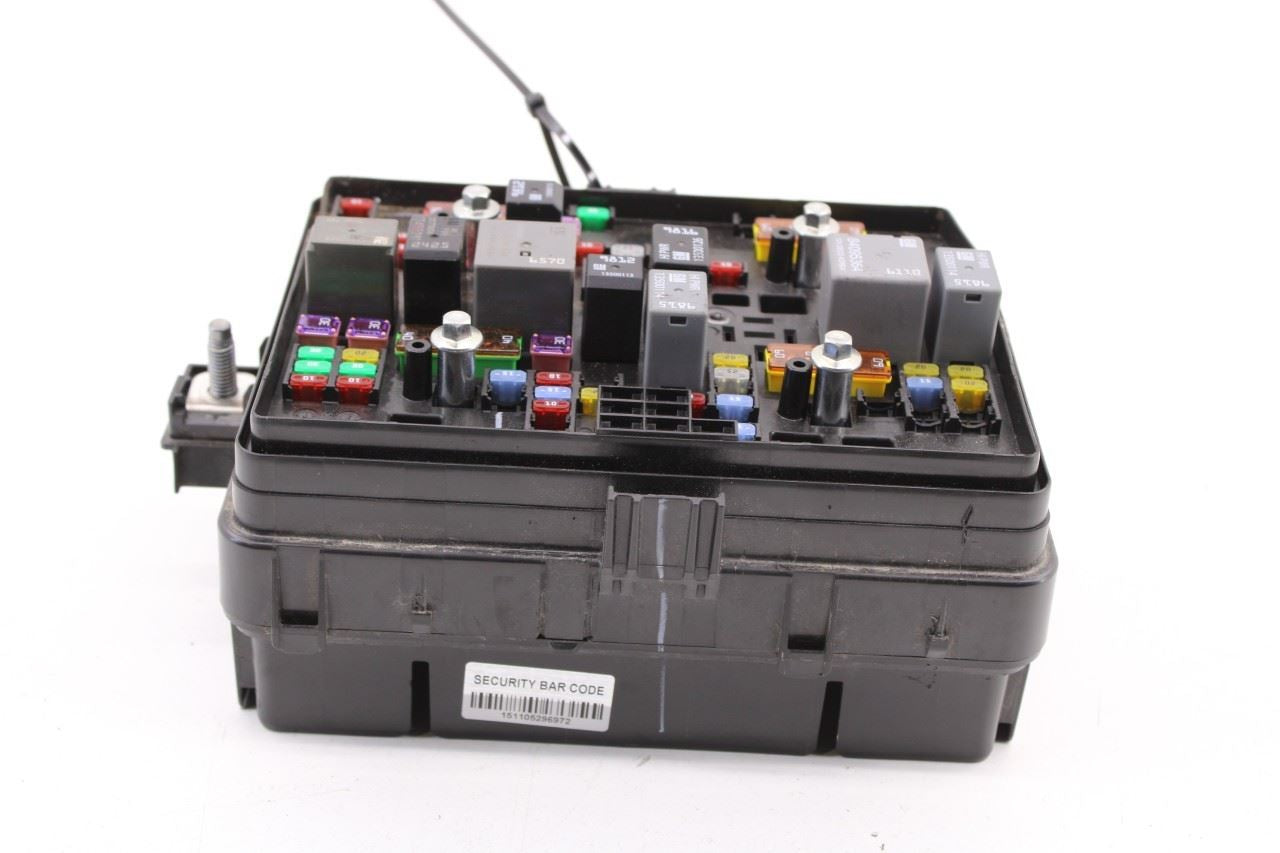2023-24 Chevrolet Silverado LT-L 2.7L 4WD Engine Fuse Relay Junction Box *ReaD* - Alshned Auto Parts