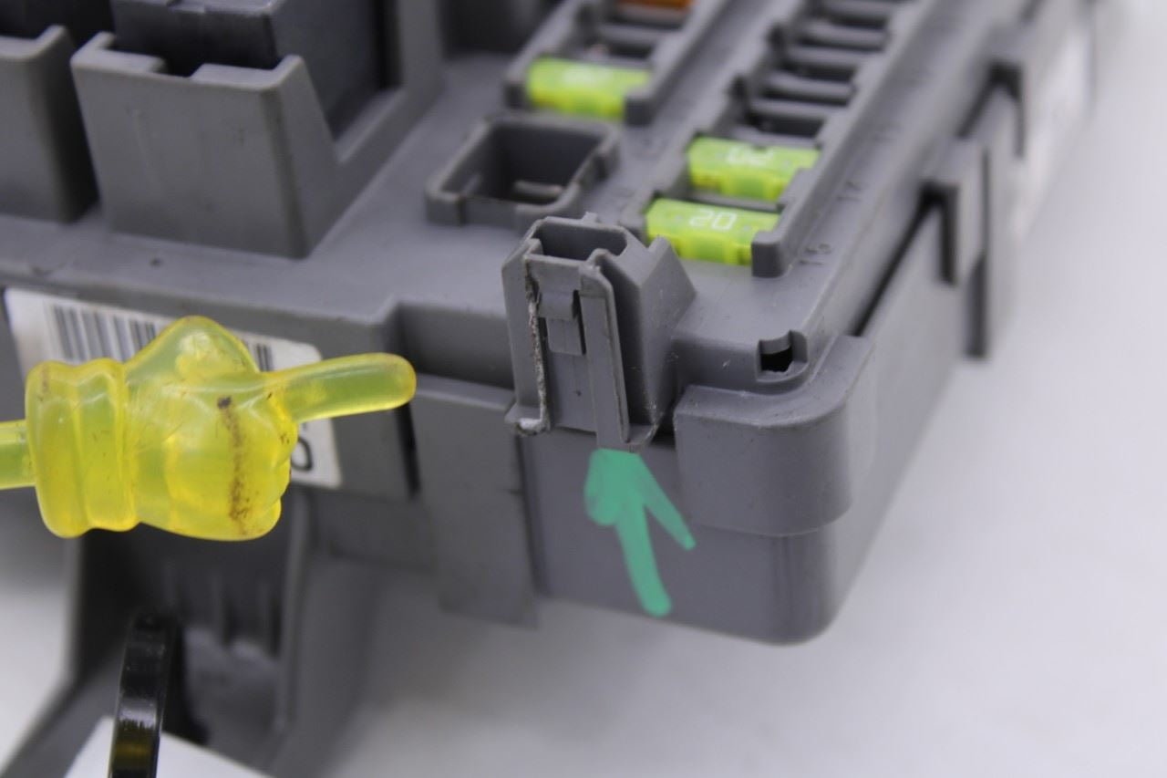 16-18 Acura MDX w/ Technology Pkg 3.5L Cabin Instrument Panel Fuse Block *ReaD* - Alshned Auto Parts