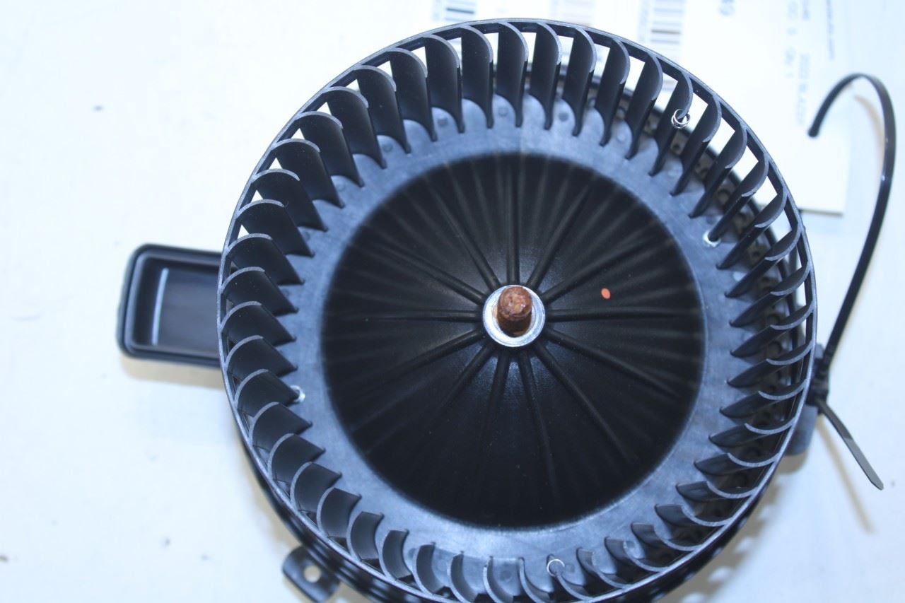 2019-2025 Chevrolet Blazer 2LT 2.0L Front HVAC AC Blower Fan Motor 85661326 OEM - Alshned Auto Parts