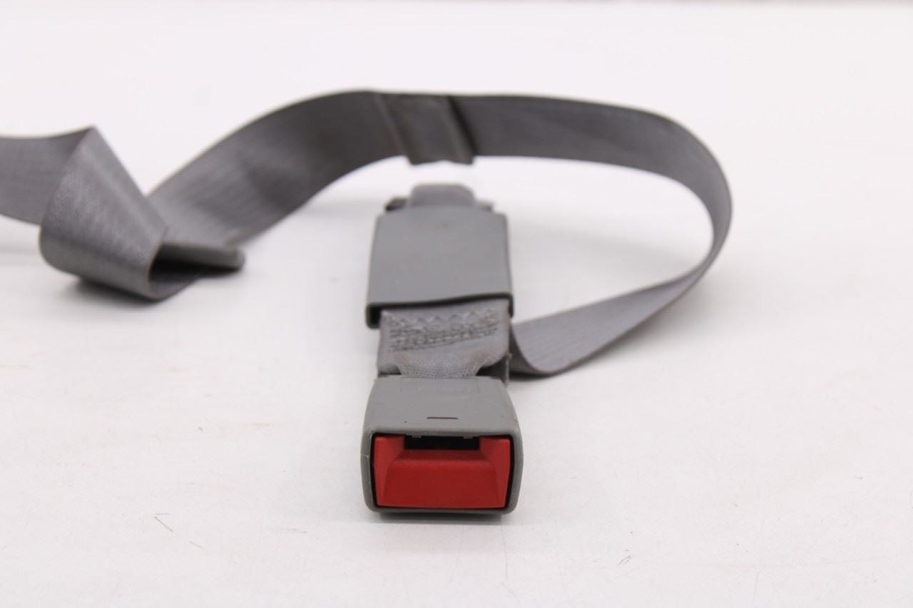 2014-16 Chevy Silverado 1500 Work Truck Rear Center 2nd Row Seat Belt Retractor4