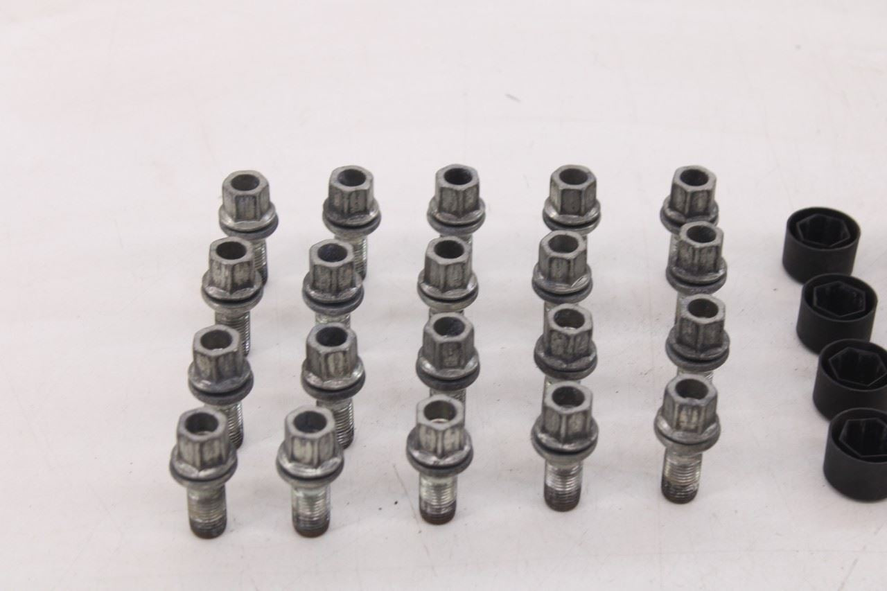 2018-2023 Volkswagen Atlas SE Wheel Lug Nut Bolt Set of 20 w/ Caps WHT002438 OEM6