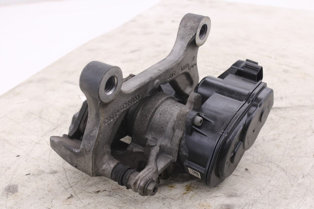 2021-2026 Ford F150 XLT Supercrew Rear Right Passenger Side Disc Brake Caliper14