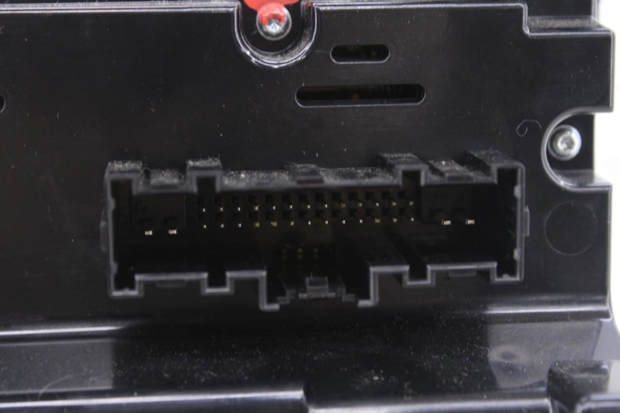 2020-21 Ford Expedition Max XLT Dash Audio Radio Faceplate Climate Control Panel19