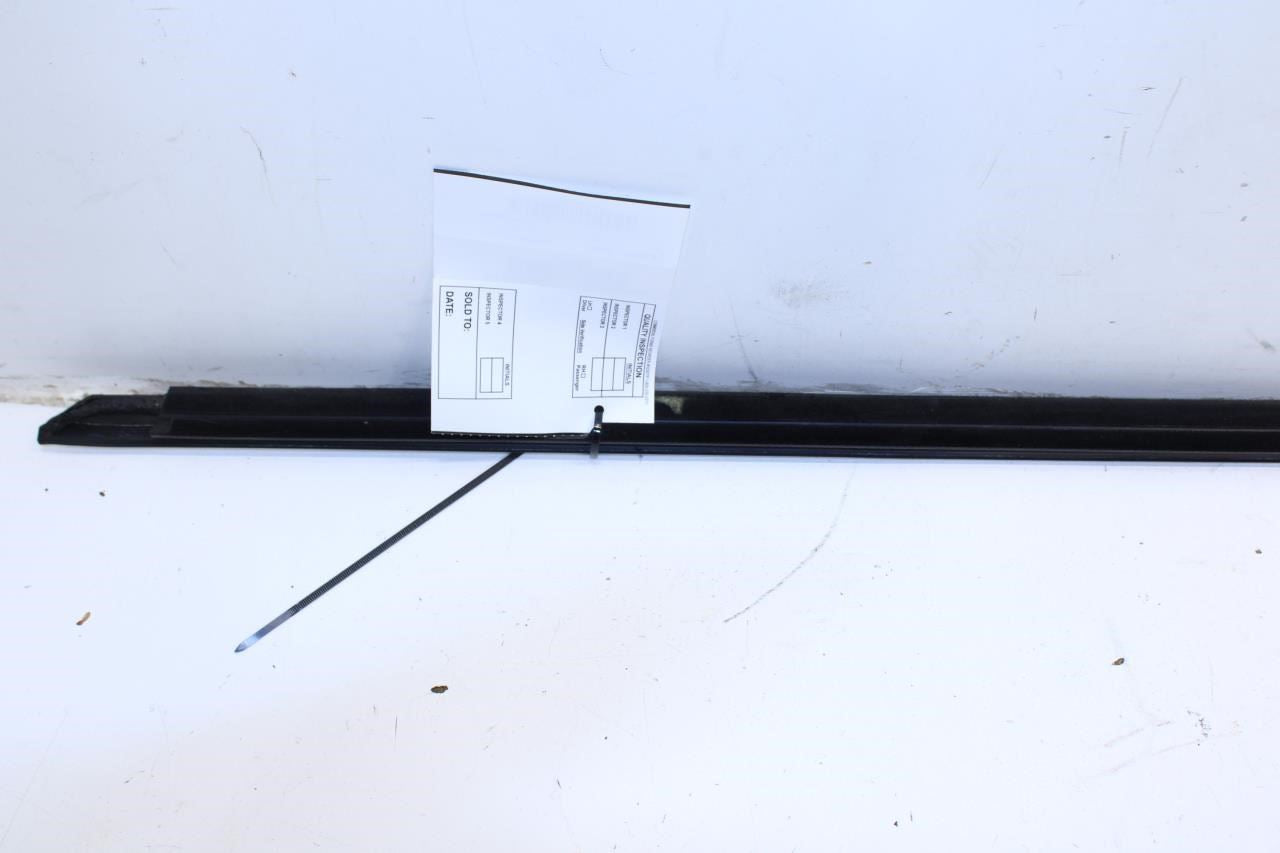 2019-25 Cadillac XT4 Premium Front Right Door Window Belt Outer Molding 84573461 - Alshned Auto Parts