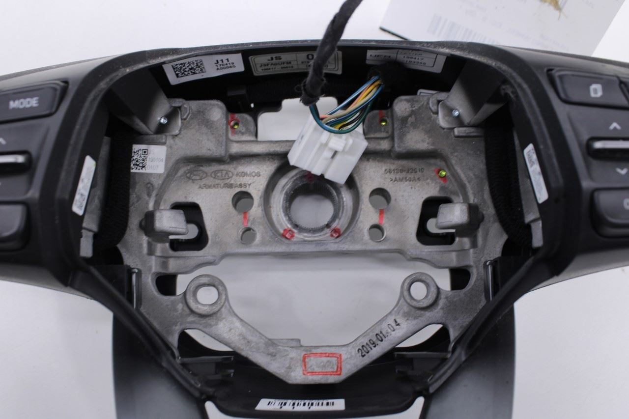 2019-21 Hyundai Veloster 2.0L Steering Wheel w/ Control Buttons 56100-J3FA0-UFM5