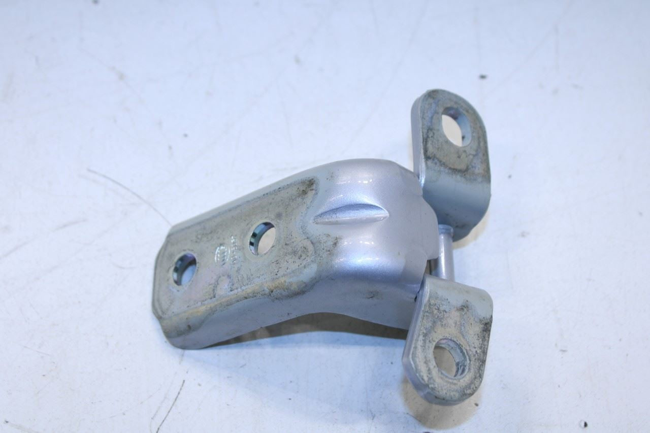 2020-2025 KIA Soul LX Front Right Passenger Side Door Hinge Upper and Lower Pair - Alshned Auto Parts