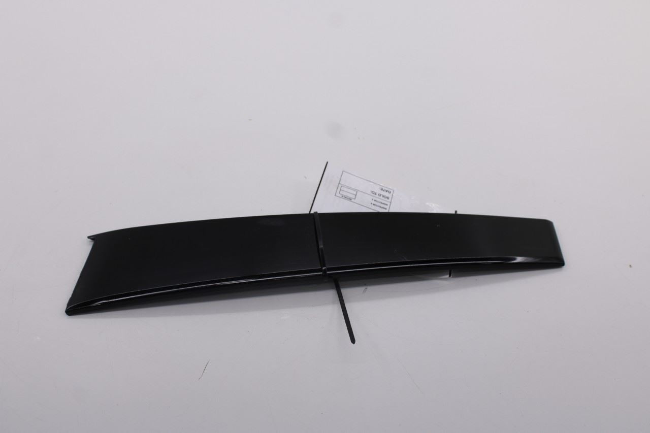 2019-23 Hyundai Santa Fe SEL Front Right Door B-Pillar Garnish Assy 82260-S100010