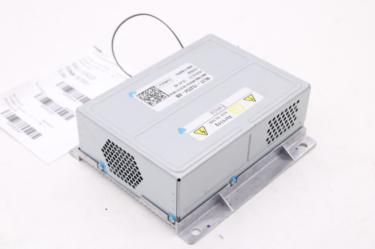 21-26 Ford F150 XLT Supercrew 5L Power Supply Voltage Inverter Converter Module3