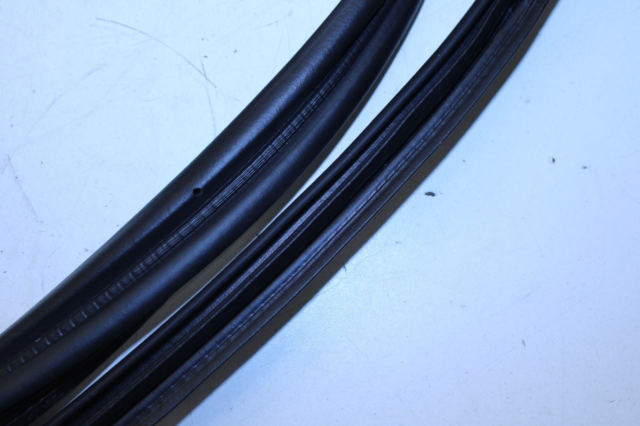 22-24 Mitsubishi Eclipse Cross ES Liftgate Back Door Weatherstrip Seal 5815A131 - Alshned Auto Parts
