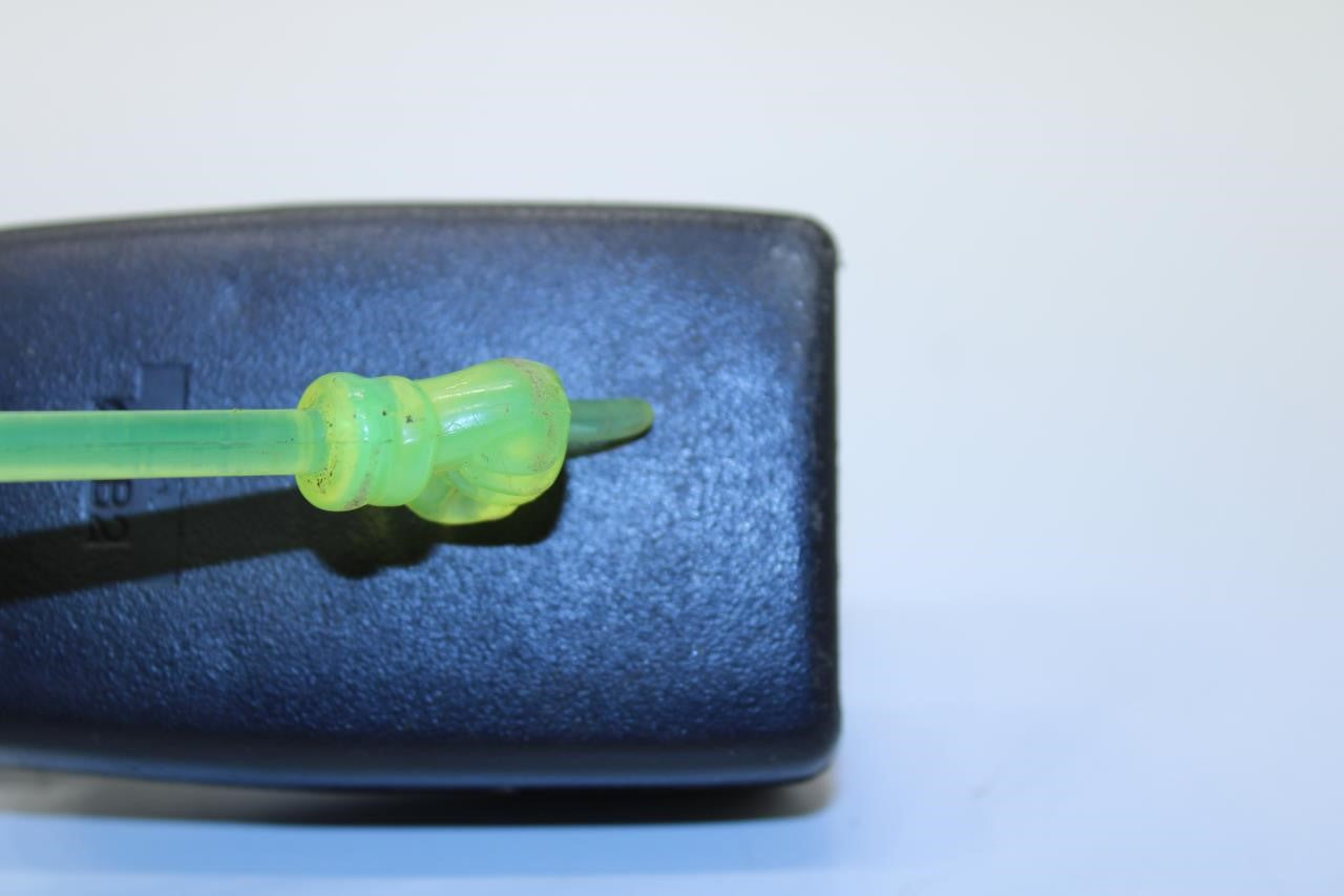 11-18 Jeep Grand Cherokee Rear Left Side 2nd Row Seat Belt Buckle 1MC71DX9AC OEM - Alshned Auto Parts