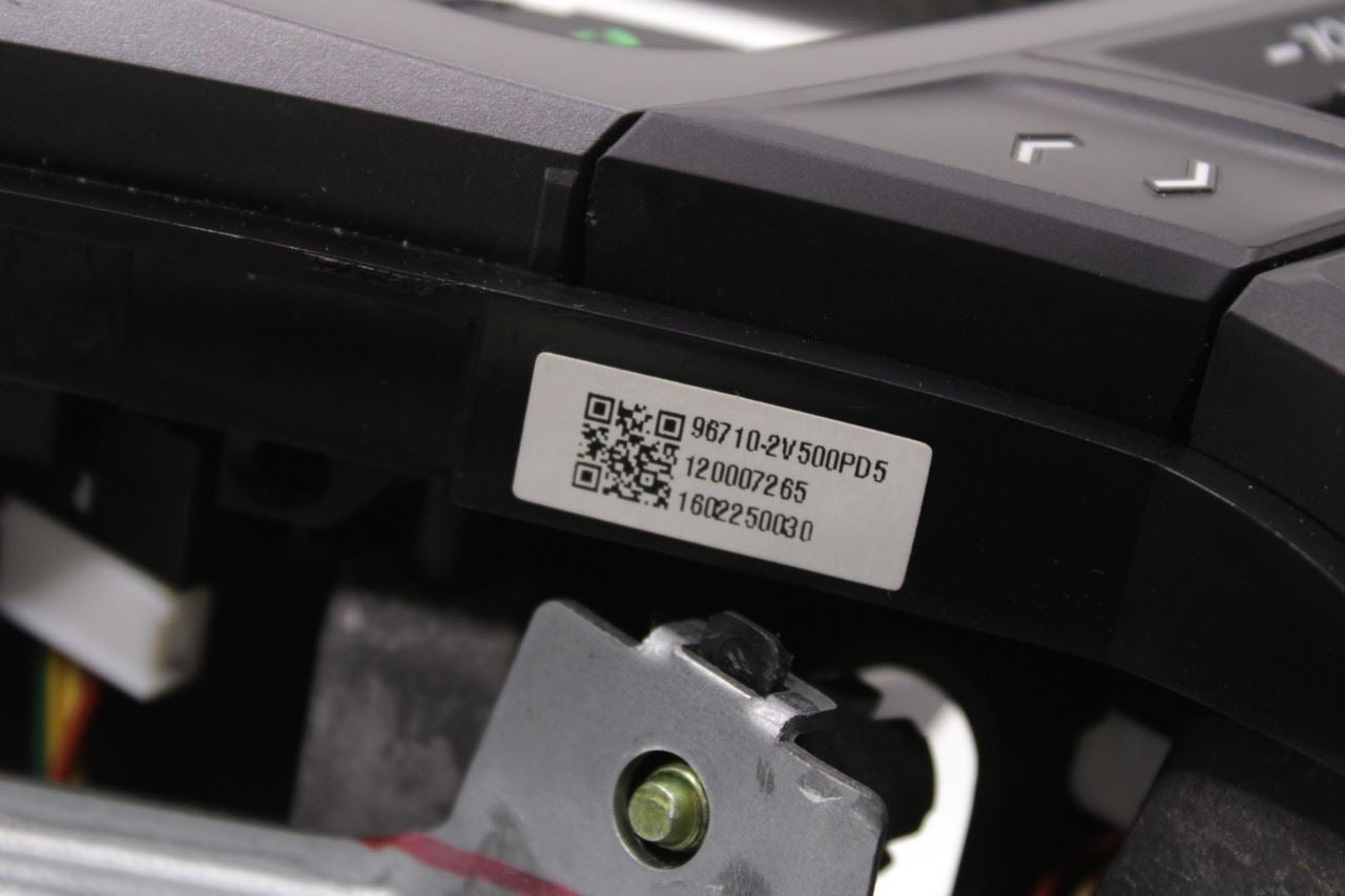 15-17 Hyundai Veloster Turbo 1.6L FWD Steering Wheel Leather w/ Control Buttons - Alshned Auto Parts