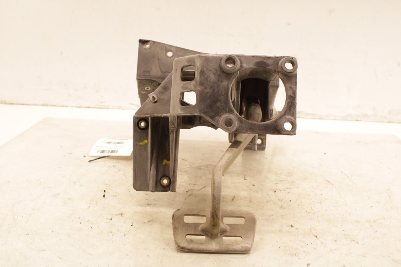 1997-2013 Chevrolet Corvette 5.7L Brake Pedal w/ Bracket and Stop Light Switch - Alshned Auto Parts