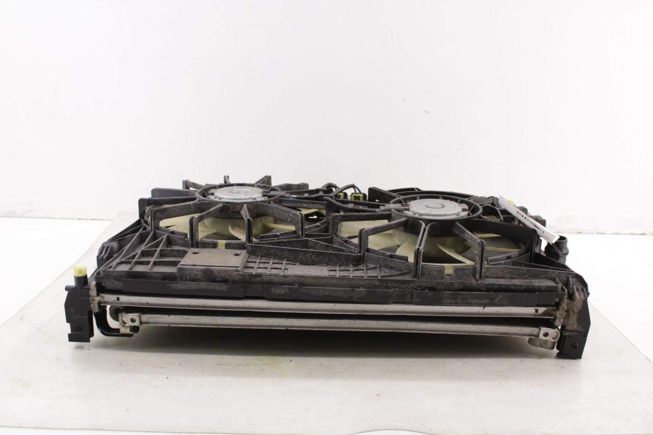 17-18 Jeep Cherokee Limited 3.2L Radiator w Dual Radiator Cooling Fan Motor Assy - Alshned Auto Parts