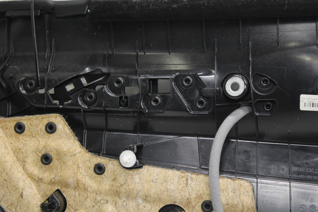 2010-2015 BMW 750i xDrive Rear Right Passenger Door Trim Panel 51429161344 OEM - Alshned Auto Parts