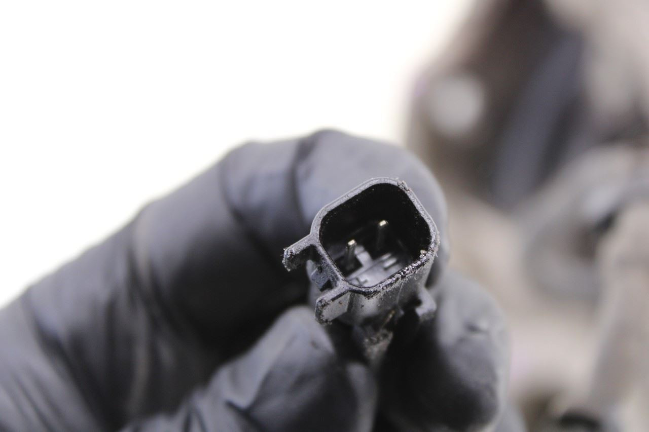 2011-2018 RAM 1500 Laramie Front Left Driver Side Spindle Knuckle Hub 68044703AC - Alshned Auto Parts