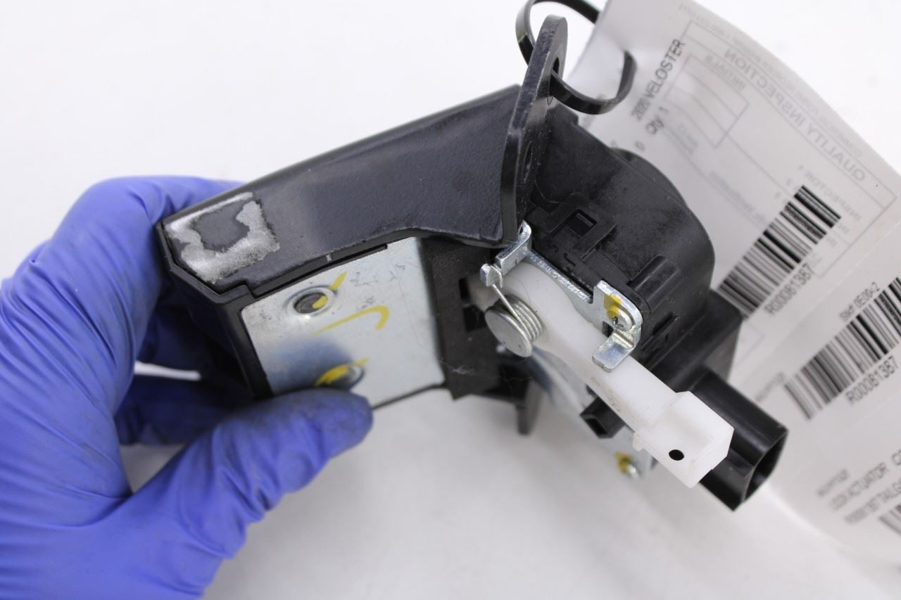 2019-21 Hyundai Veloster Rear Liftgate Tailgate Latch Lock Actuator 81230-J30009