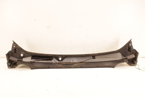 2017-19 GMC Acadia SLT-1 Front Windshield Cowl Vent Grille Cover Panel 84335458