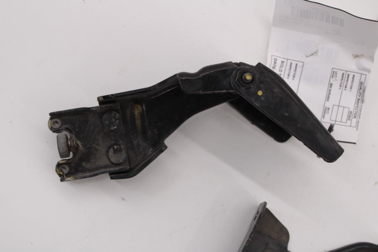 2017-2024 Chrysler Pacifica Limited Rear Left Door Center and Upper Roller Hinge - Alshned Auto Parts