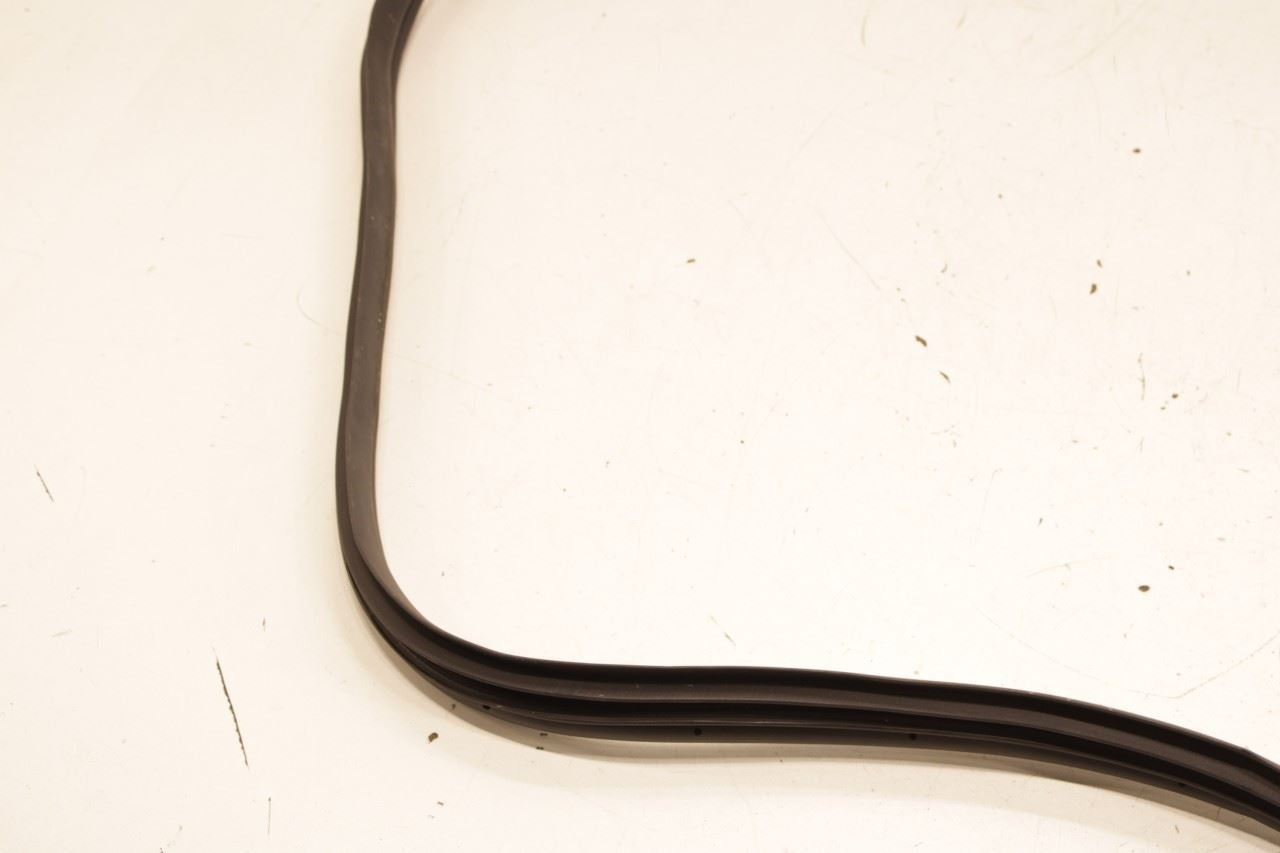 22-25 Hyundai Tucson SEL Front Right Side Door Weatherstrip On Body 82120-CW000 - Alshned Auto Parts