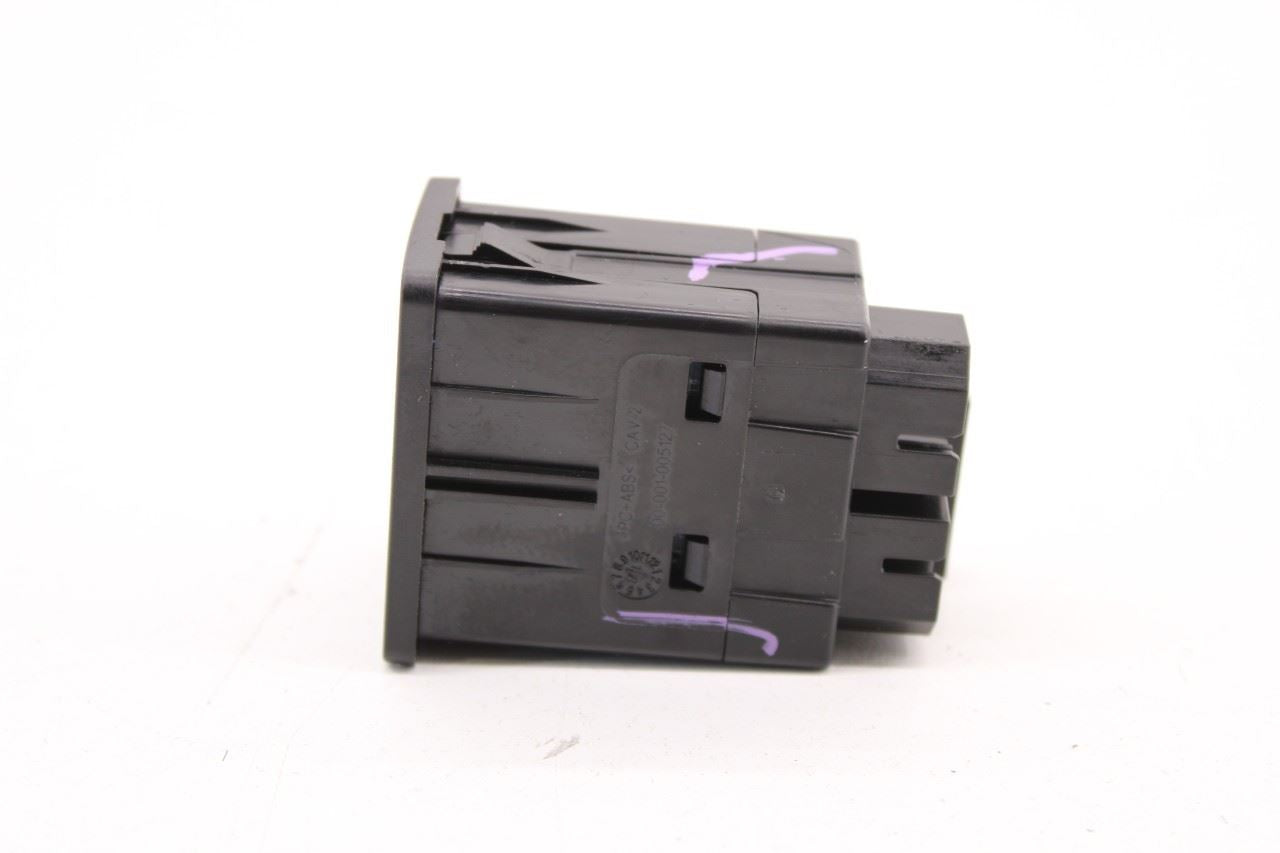 17-20 Lincoln MKZ Reserve Center Console Media USB Charger Port HP5T-14F014-AC - Alshned Auto Parts