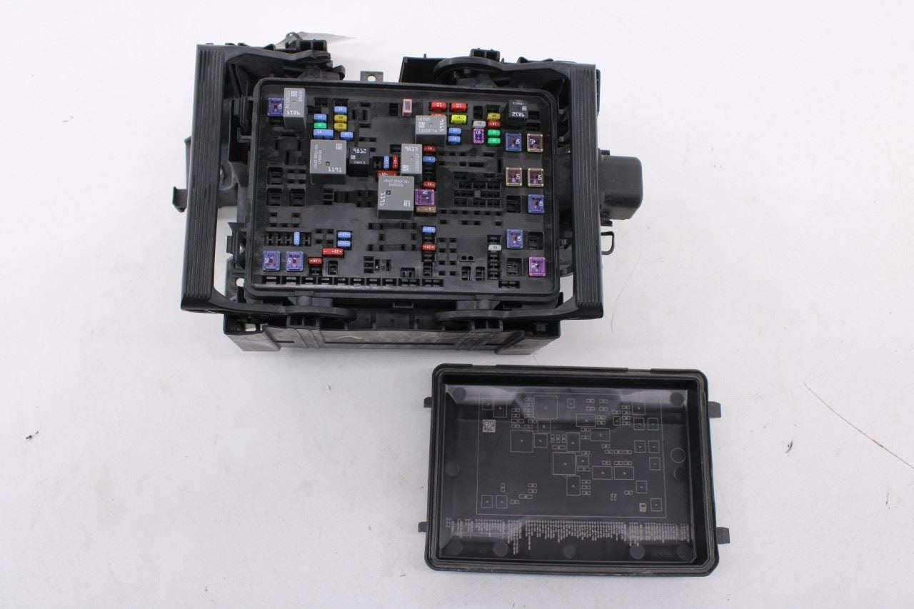 14-16 Chevy Silverado 1500 2WT 4WD Engine Wire Harness Fuse Relay Junction Block - Alshned Auto Parts
