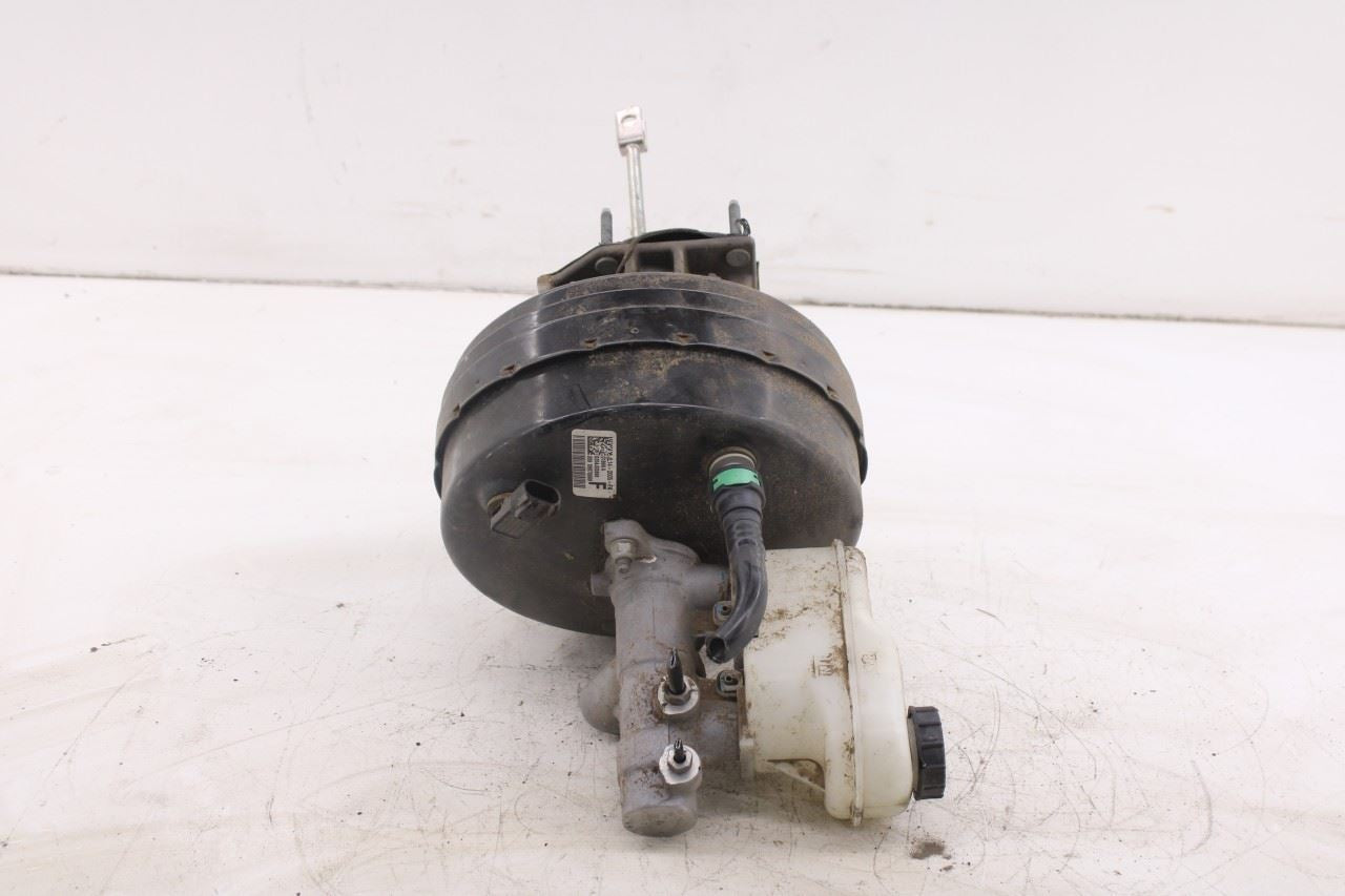 2018-2021 Ford Expedition Max XLT Brake Booster w/ Master Cylinder w/ Reservoir0