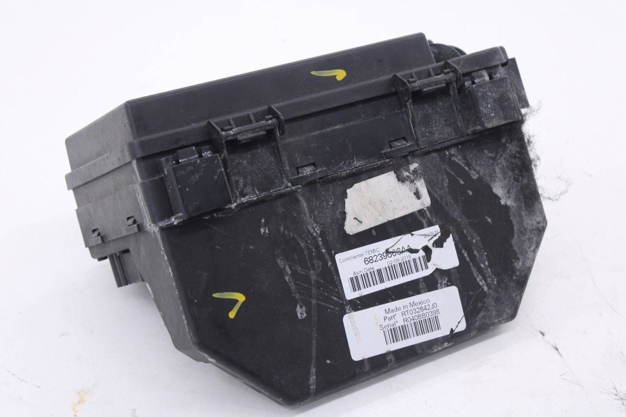 15-20 Dodge Grand Caravan GT 3.6L Totally Integrated Power Module Fuse Relay Box5