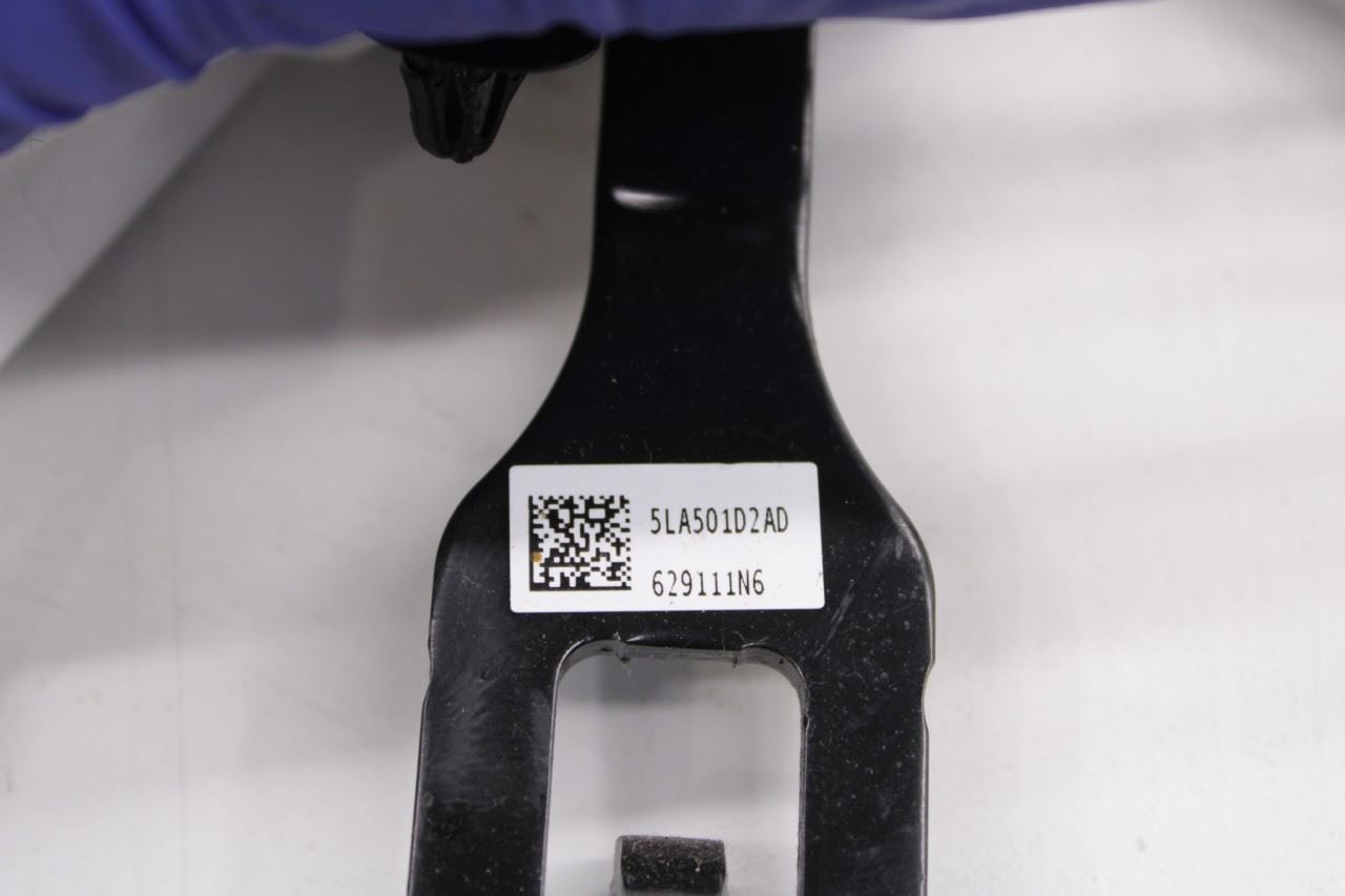 17-19 Chrysler Pacifica Limited Front RH and LH Side Seat Belt Buckle Set *ReaD* - Alshned Auto Parts