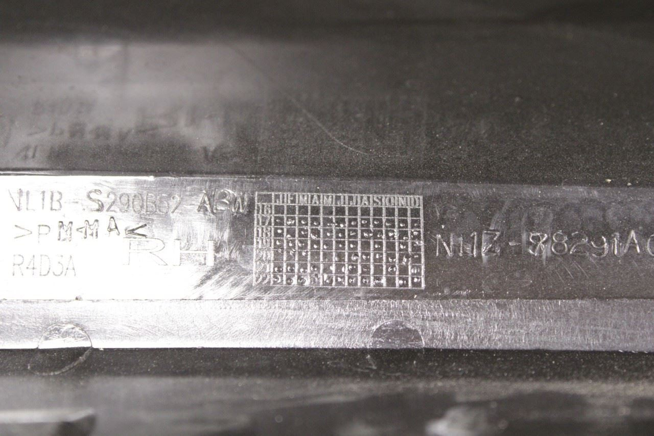 22-24 Ford Expedition MAX XLT RR Right D-Pillar Applique Molding NL1Z78291A08AA - Alshned Auto Parts