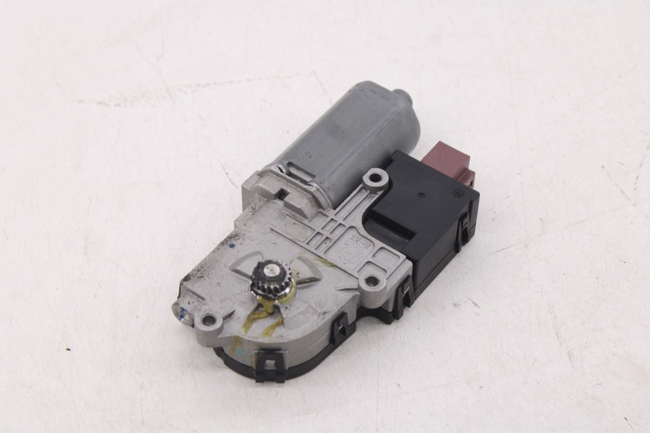 2011-2022 Jeep Grand Cherokee Laredo X 4x4 Upper Roof Sunroof Motor 68082477AC4
