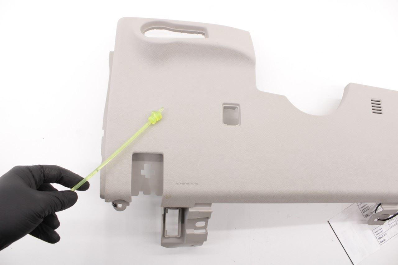 2017-24 Chrysler Pacifica Limited Front Left Dash Lower Knee Bolster Trim *ReaD* - Alshned Auto Parts