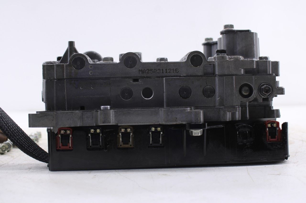 12-13 Kia Soul 2L FWD 6-Spd Auto Transmission Valve Body w/ Oil Pan 46210-3B61113