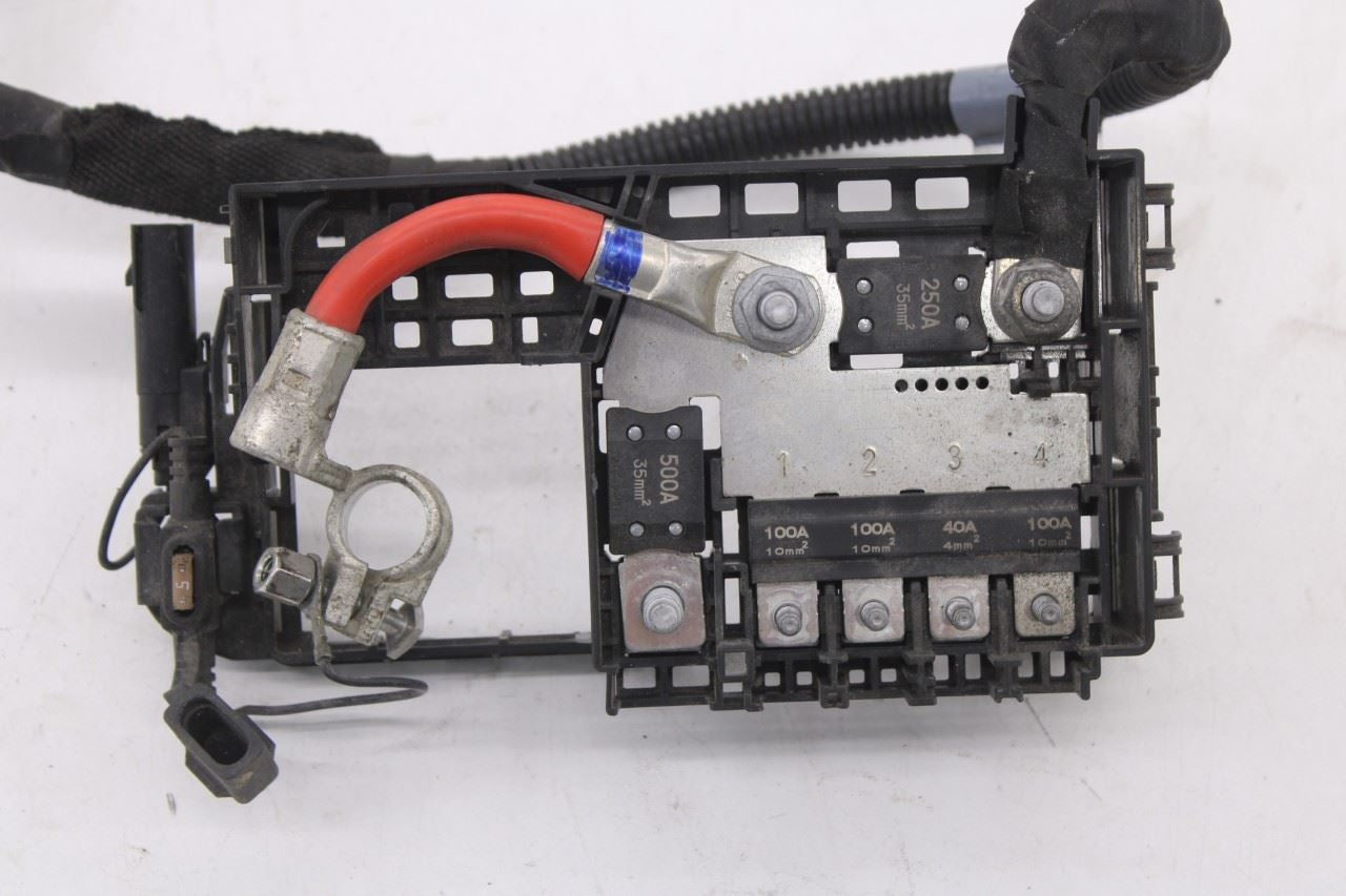 18-22 Chevrolet Equinox Gmc Terrain Battery Distribution Fuse Block 85134219 OEM2
