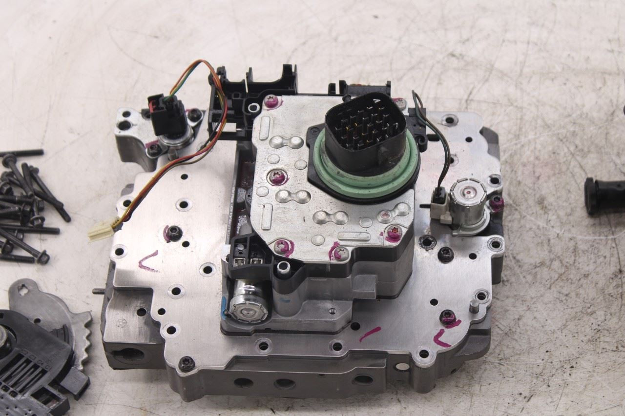 08-20 Dodge Grand Caravan GT 6-Spd Auto Transmission Valve Body R5078723AF *ReaD - Alshned Auto Parts