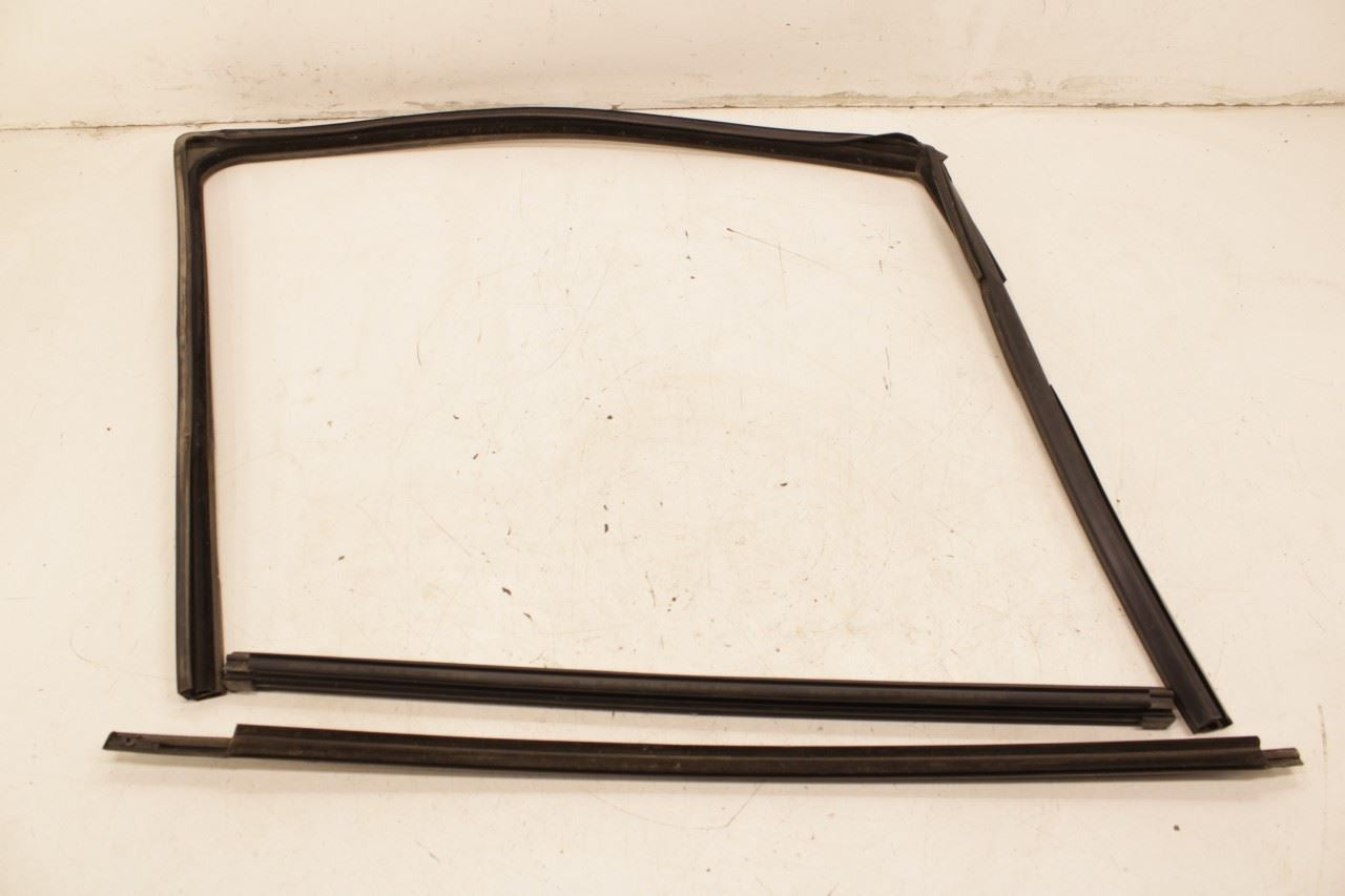 2011-2023 RAM 2500 Tradesman Front Right Door Run Channel w/ Belt Weatherstrips - Alshned Auto Parts