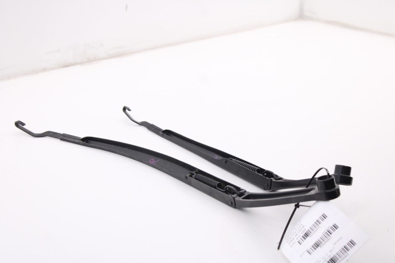 2019-2023 Hyundai Santa Fe SEL Front Left and Right Side Windshield Wiper Arm - Alshned Auto Parts