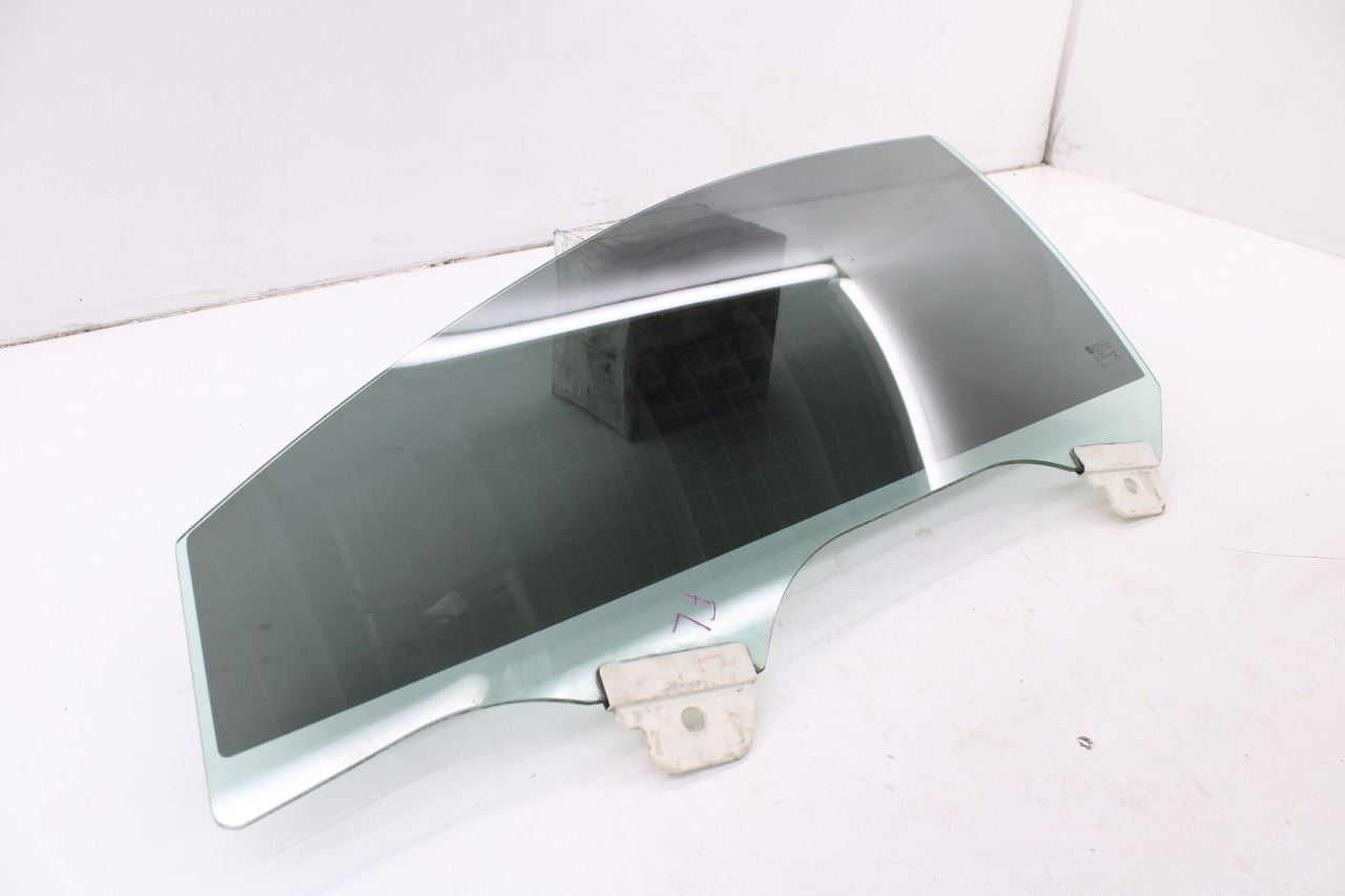 2017-2019 Buick LaCrosse Premium Front Left Door Window Movable Glass 229739882