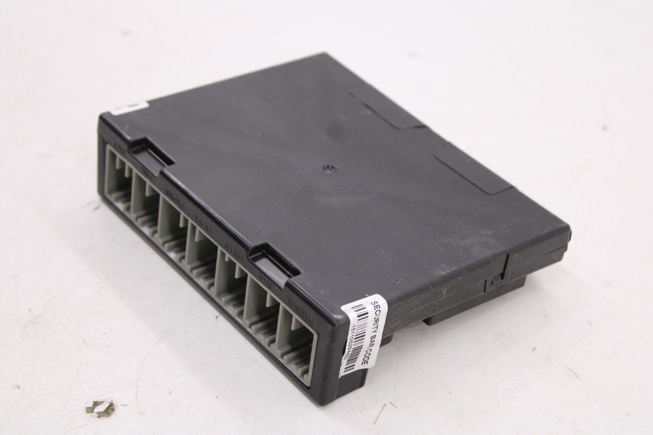 2014-2015 Chevrolet Silverado 1500 Work Truck 2WT Body Computer Control Module9