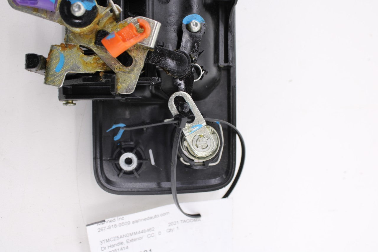 2015-23 Toyota Tacoma SR5 Double Cab Rear Tailgate Door Release Exterior Handle7