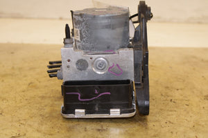 18-19 Volkswagen Atlas S 3.6L AWD ABS Anti Lock Brake Pump Control Module *ReaD*