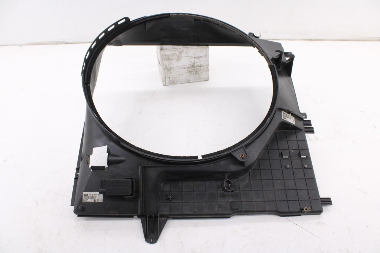 2010-2012 Land Rover Range Rover HSE Radiator Shroud Cover LR011705 OEM9