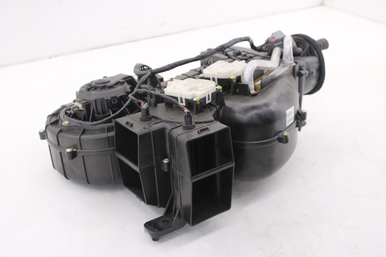 2014-25 Dodge Durango SXT 3.6L AWD Rear Heater Blower Housing Box 68186198AD OEM11