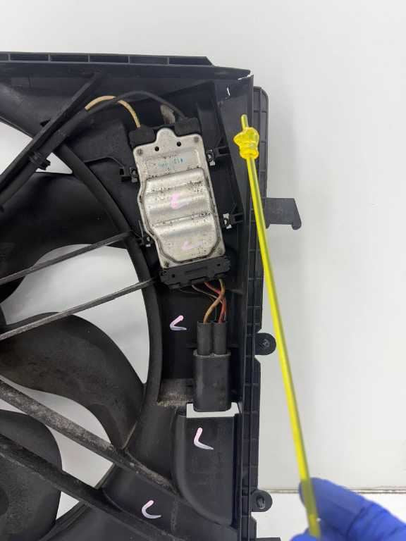 2010-16 Mercedes-Benz E350 Luxury 4Matic Radiator Cooling Fan Motor Assy *ReaD*15
