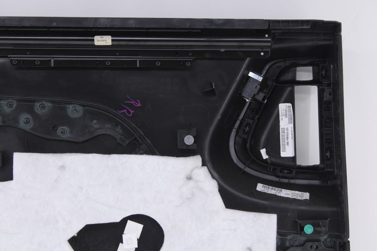 16-20 Dodge Grand Caravan GT Rear Right Side Sliding Door Trim Panel 1UW06DX9AA 14