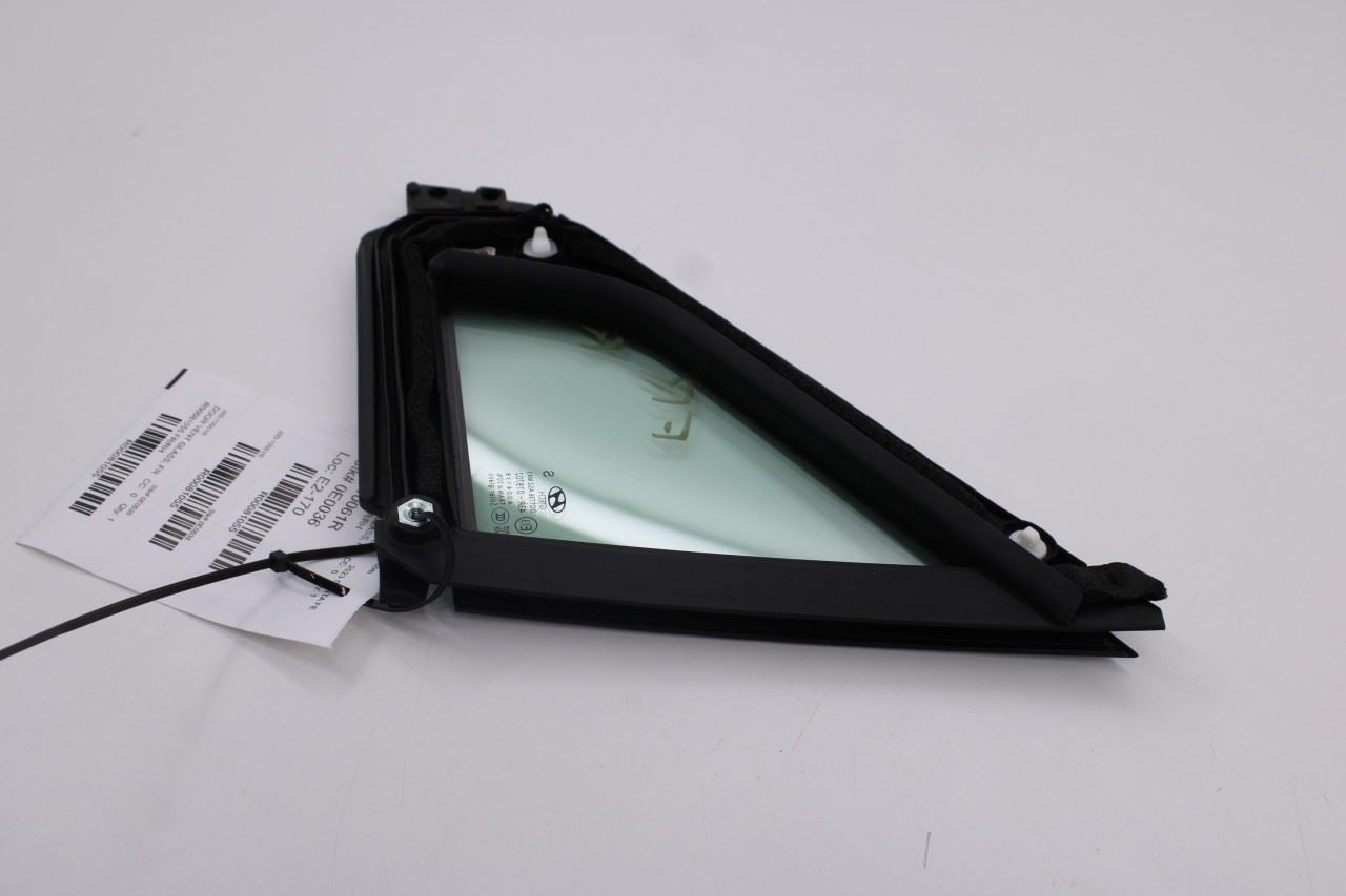 19-23 Hyundai Santa Fe SEL Front Right Side Door Quarter Vent Window Fixed Glass8