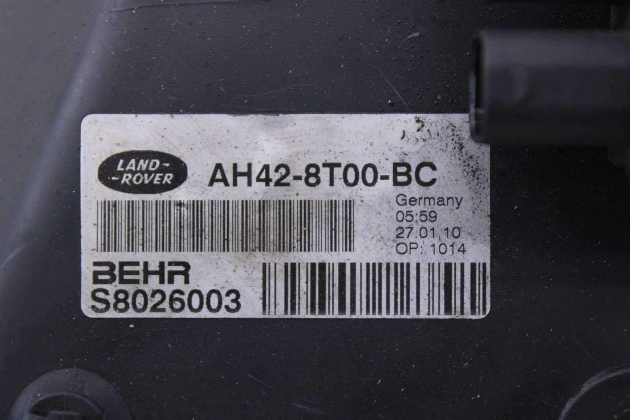 2010-2012 Land Rover Range Rover HSE Radiator Shroud Cover LR011705 OEM10