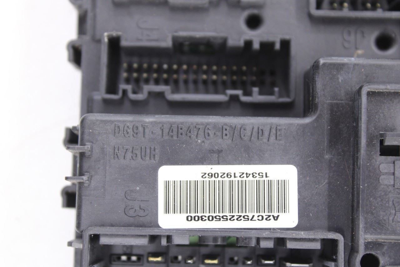 2015-17 Ford Mustang Conv V6 3.7L BCM Body Control Module Fuse Relay Box *ReaD* - Alshned Auto Parts