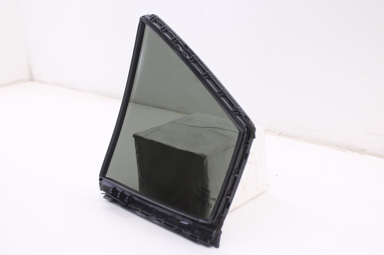 2020-2025 Toyota Corolla LE Rear Right Passenger Side Door Quarter Window Glass5