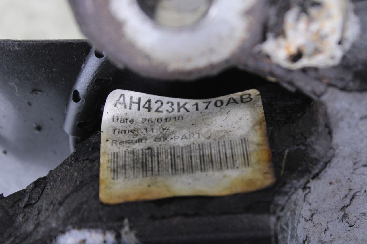 2010-12 Land Rover Range Rover HSE 5.0L 4WD Front Right Side Spindle Knuckle Hub - Alshned Auto Parts