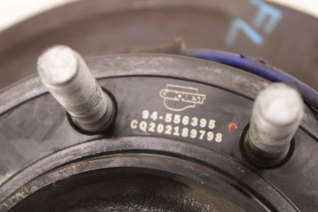 2014-18 RAM 2500 Tradesman Front Left Driver Side Spindle Knuckle Hub 68216189AA - Alshned Auto Parts